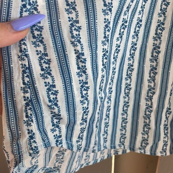 🎀Nili Lotan Kate button up shirt in blue white floral 100% cotton - Picture 5 of 7